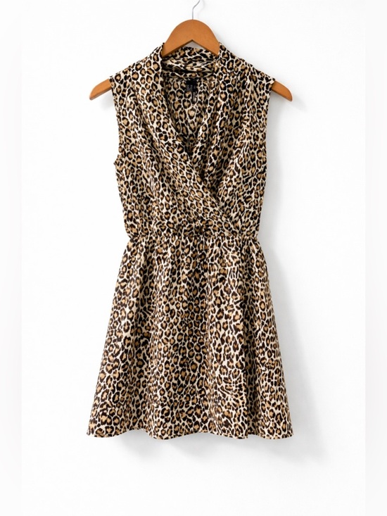 Mango Dresses & Skirts - Mango Leopard Print Wrap Mini Dress Size S Sleeveless Cinched Waist Flowy